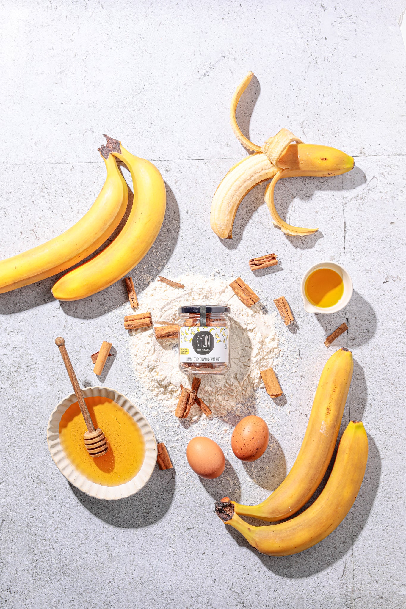 Treats With Banana – Ceylon Cinnamon – Thyme honey